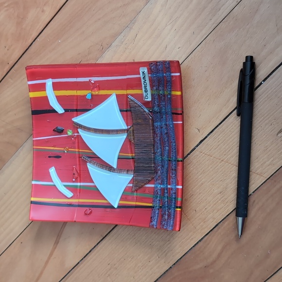 Source Unknown Red and White Glass  Plate Dubrovnik Croatia Souvenir - Picture 4 of 6